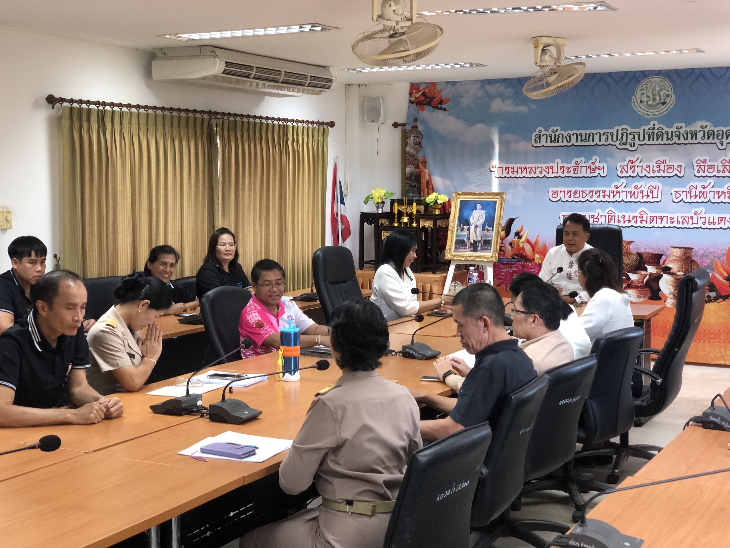 title - รองเลขาธิการ ส.ป.ก. ร่วมคณะ รมช.เกษตรฯ ทำบุญงานพืชสวนโลก พร้อมลงพื้นที่ตรวจเยี่ยม ส.ป.ก.อุดรธานี